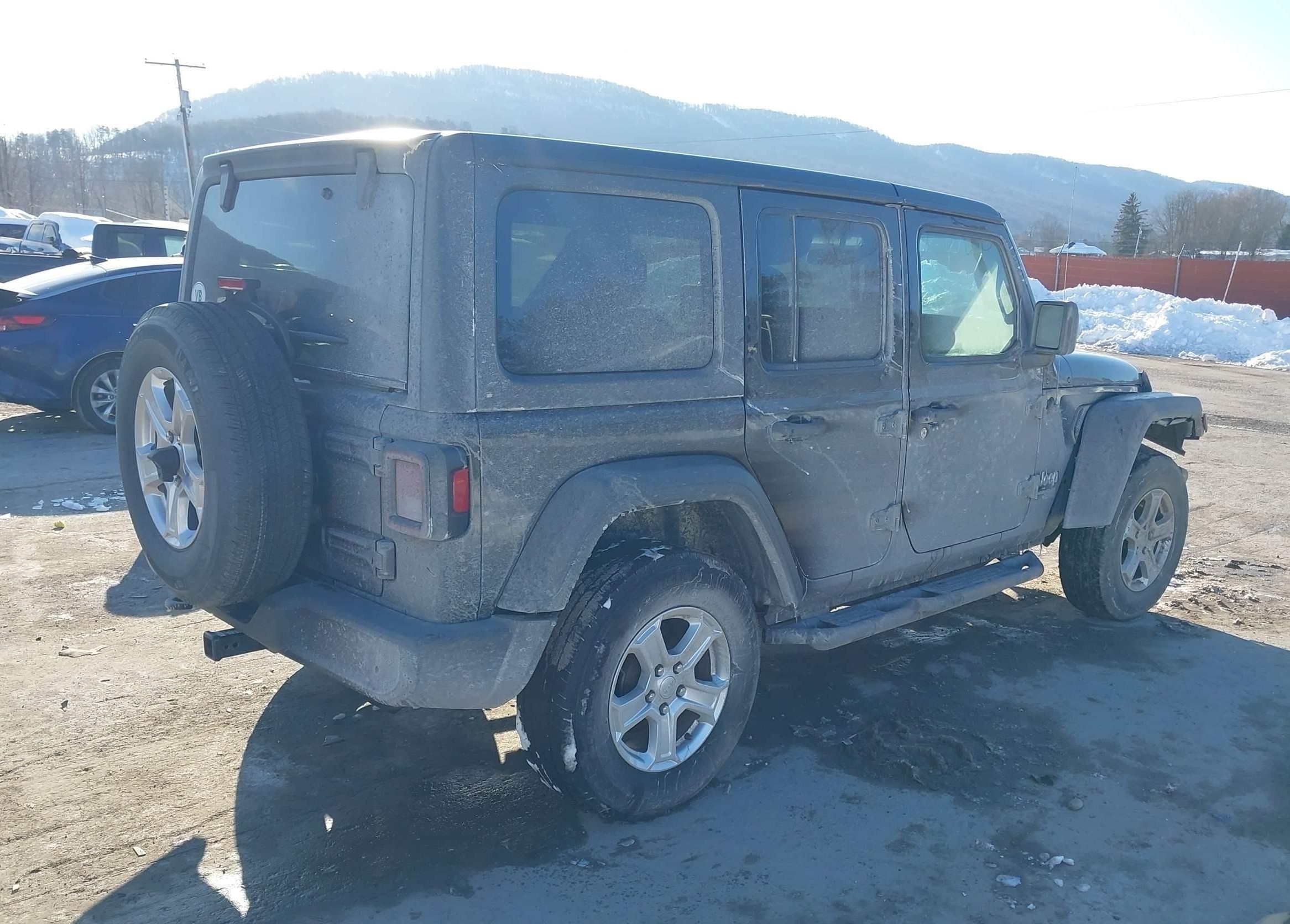 Jeep Wrangler - Image 5